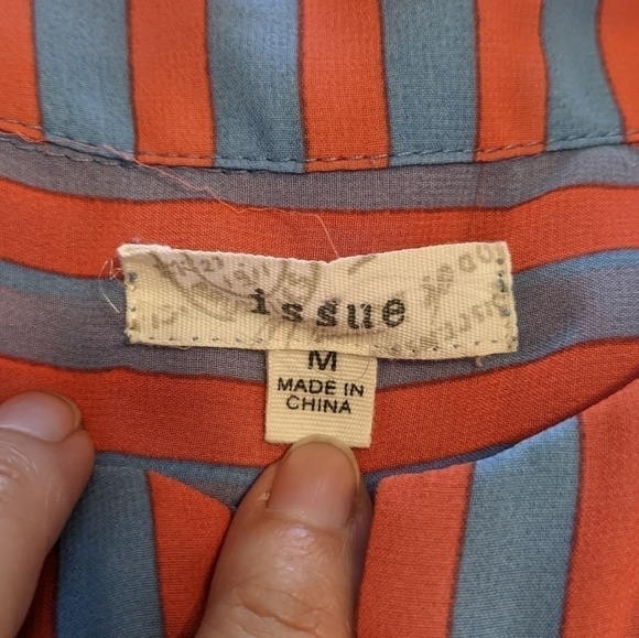 SLIGHTLY sheer Issue sleeveless TOP size Medium - Picture 5 of 7